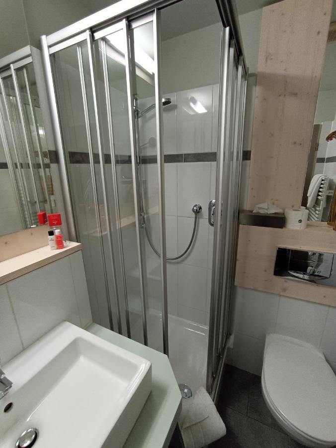Gartenhotel Fettehenne Erkrath Exteriör bild
